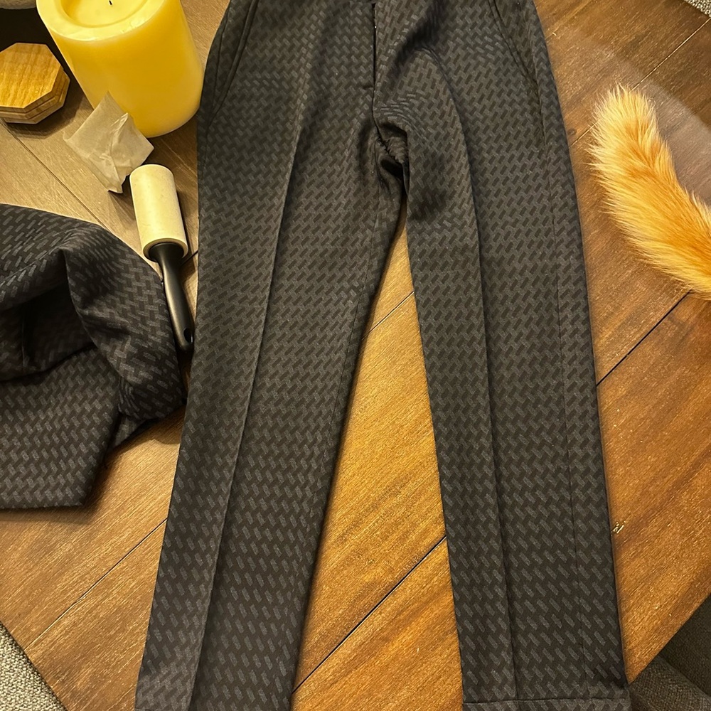 Theory Dark Blue Textured Pants/top